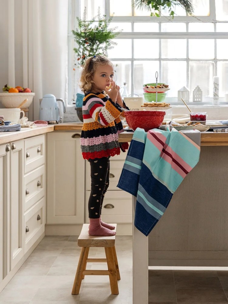 Urbania Lighthouse Manor fehér kerámia gyertyatartó - Kähler Design