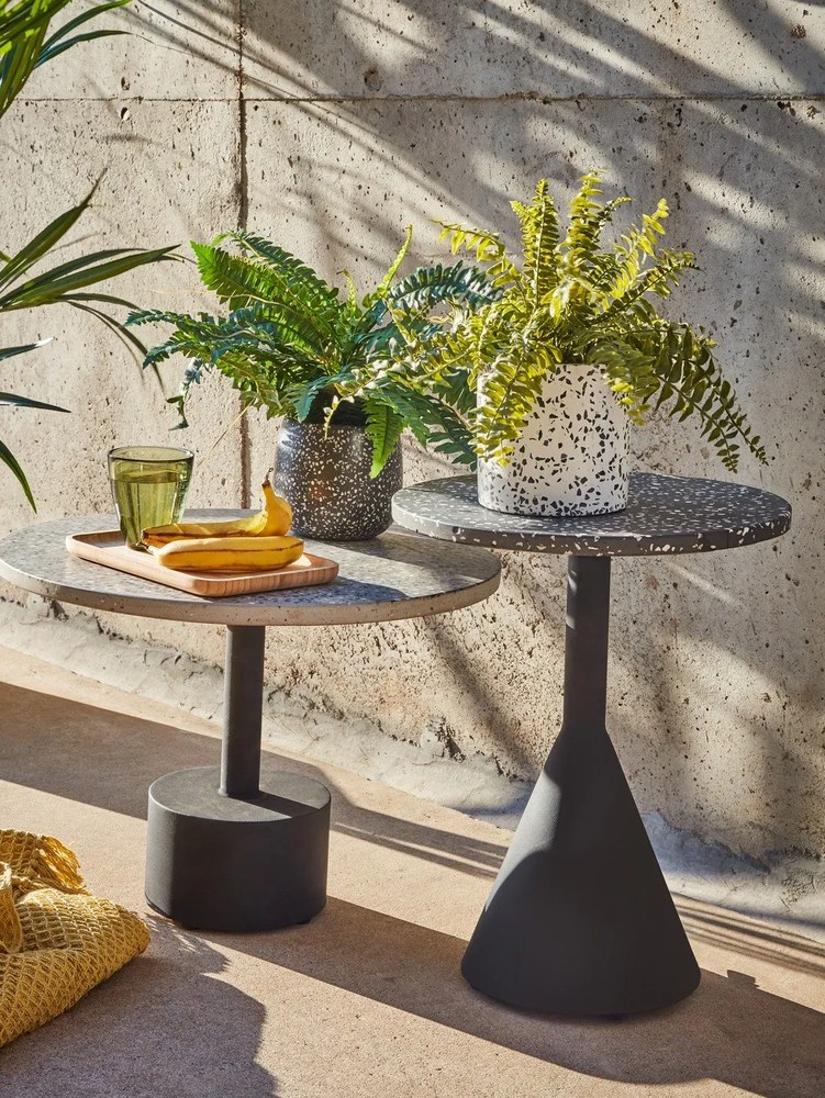 Melano fekete tárolóasztal - Kave Home