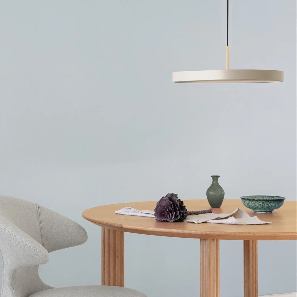 Tölgyfa kerek étkezőasztal ø 120 cm Comfort Circle – UMAGE