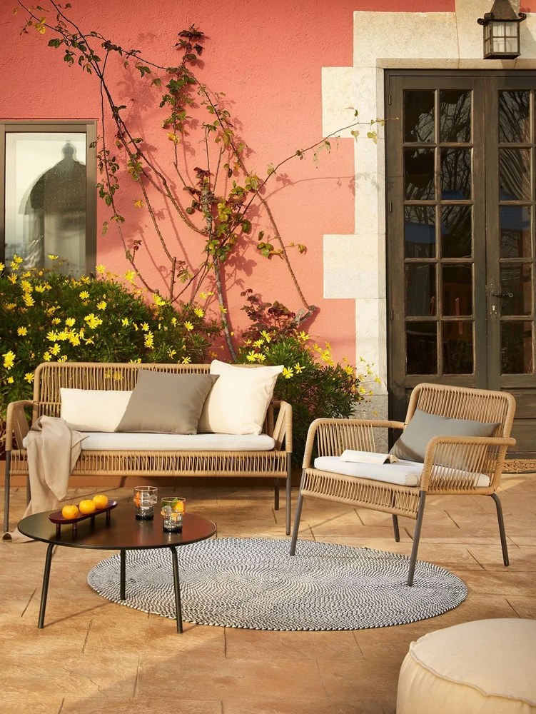 Ulrich fekete dohányzóasztal, ⌀ 70 cm - Kave Home