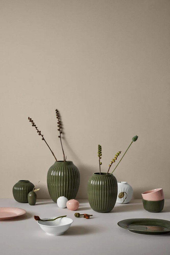 Poppy fehér porcelán váza, magasság 13 cm - Kähler Design