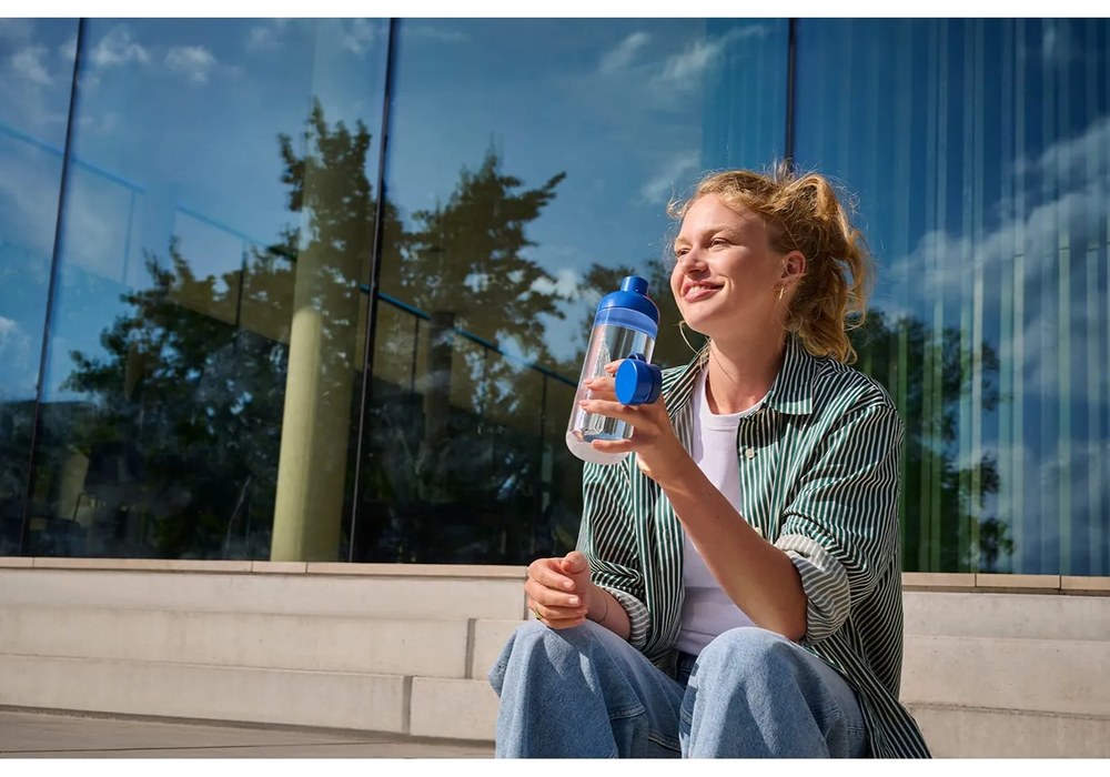 Sötétkék tritán ivópalack 900 ml Vivid blue – Mepal