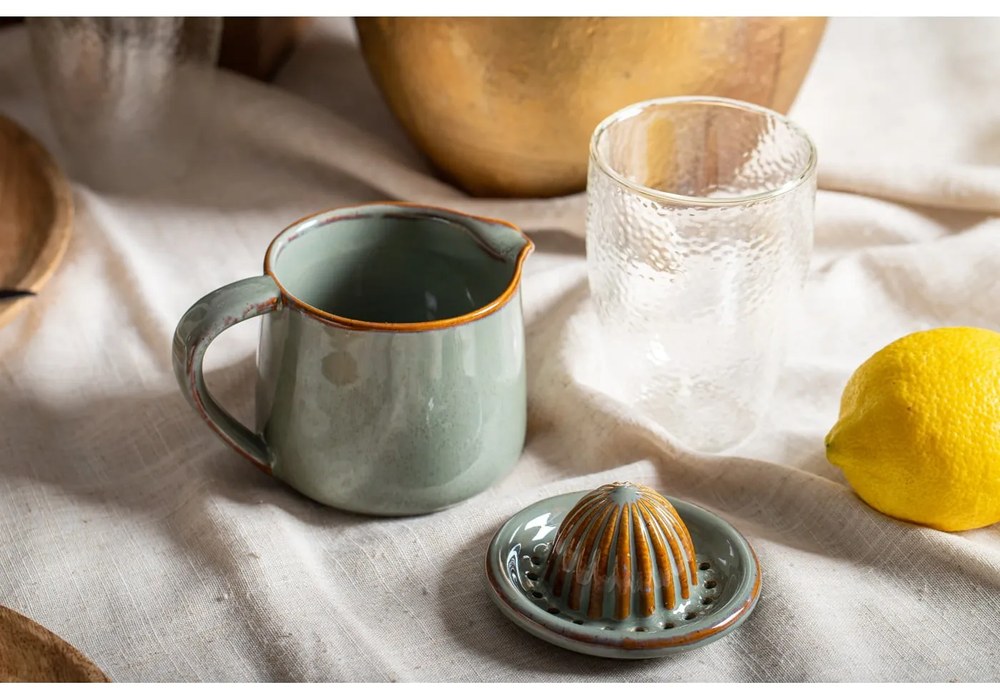 Pixie zöld agyagkerámia kancsó citruspréssel - Bloomingville