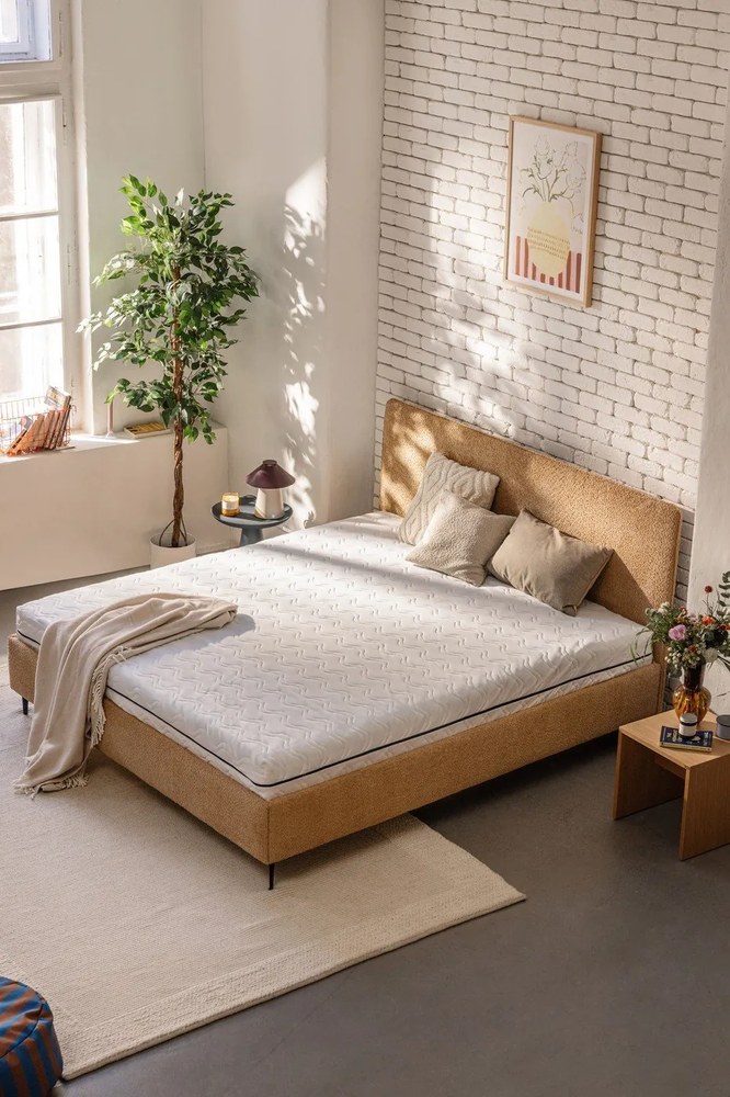 Mustársárga kárpitozott franciaágy ágyráccsal 180x200 cm Noira Slim – Bonami Selection