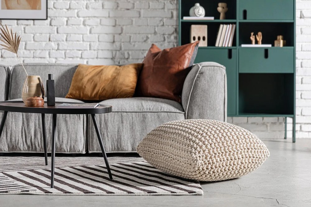 Tömörfa szobor készlet 2 db-os 13 cm Teis – Bloomingville