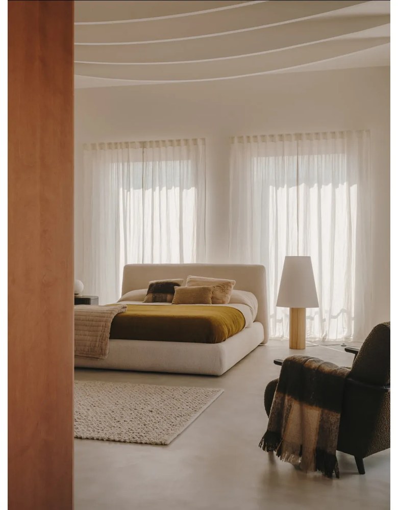 Bézs kárpitozott franciaágy 160x200 cm Martina – Kave Home