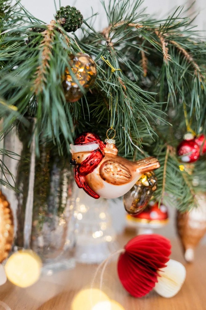 Üveg kézzel készített karácsonyfadísz 5 cm Robin – Sass & Belle