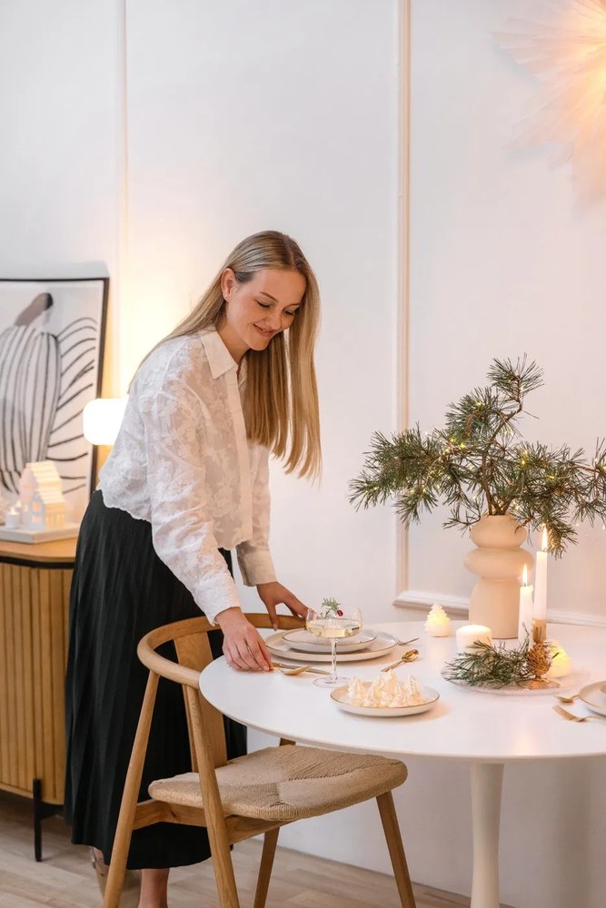 Oda fehér kerek étkezőasztal, ⌀ 110 cm - Marckeric