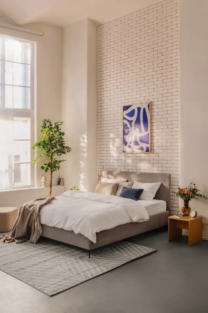 Szürkésbarna kárpitozott franciaágy ágyráccsal 160x200 cm Noira Slim – Bonami Selection