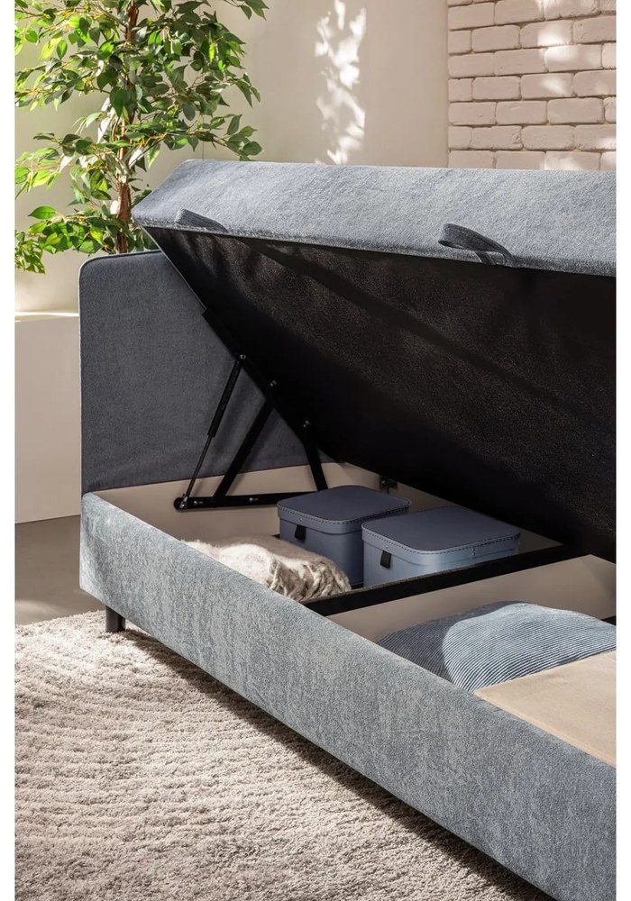 Kék kárpitozott ágyneműtartós egyszemélyes ágy matraccal 90x200 cm Avela – Bonami Selection