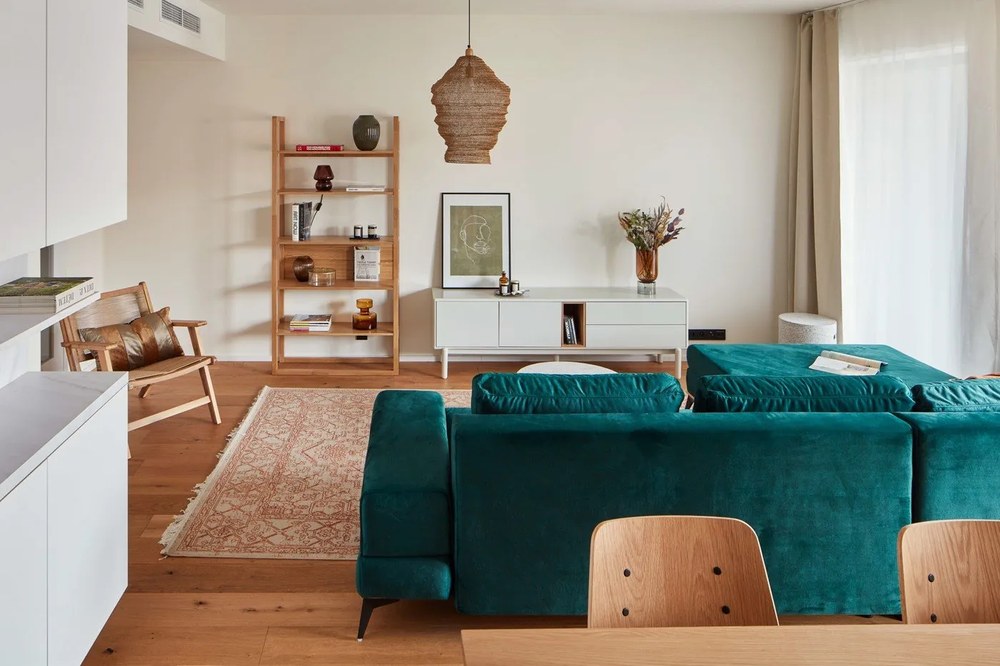 Nagano világosbarna étkezőszék világosszürke ülőrésszel - Rowico