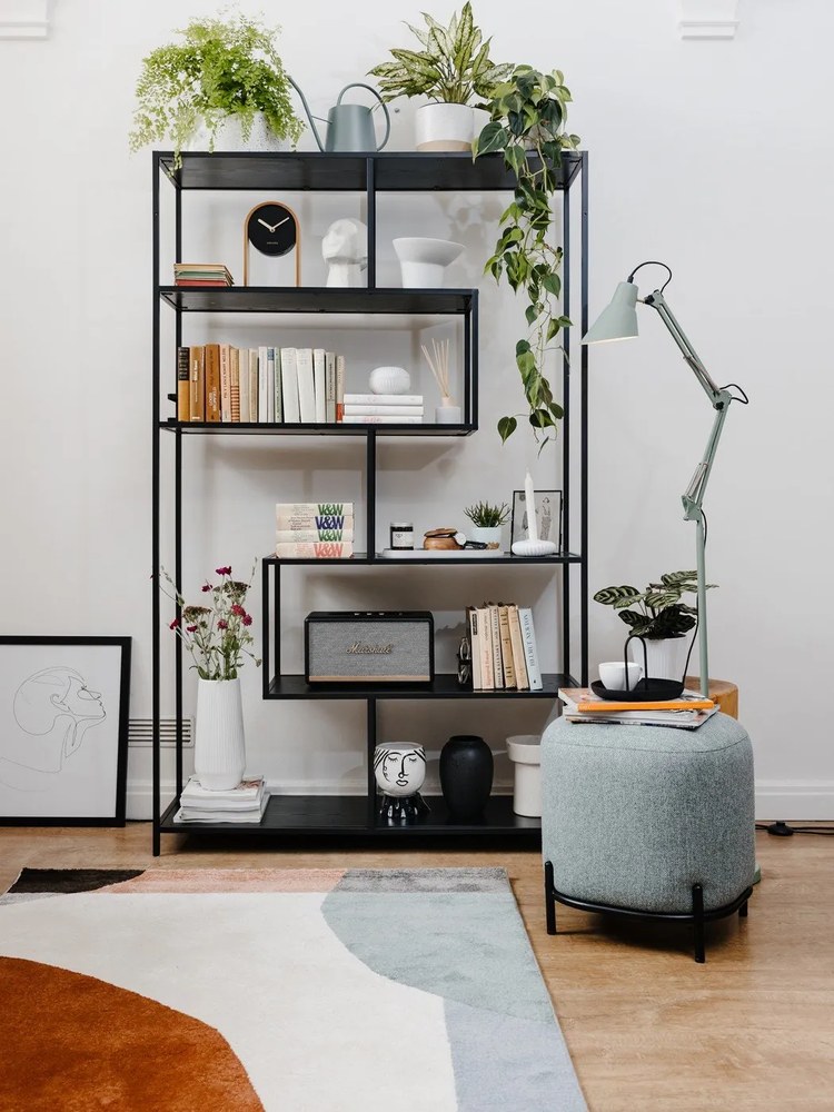 Singles fekete fémtálca, ø 20 cm - Zone