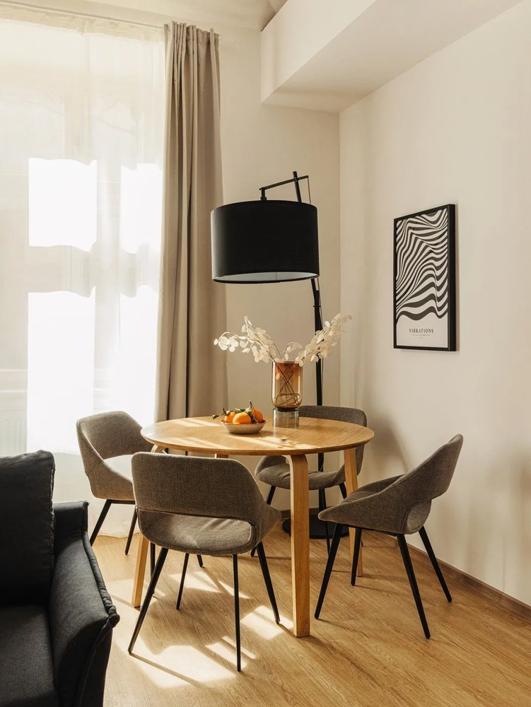 Tokio fekete állólámpa - White Label