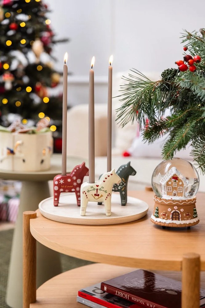 Poligyanta zenélő figura (magasság 14,5 cm) Snowy House – Dakls