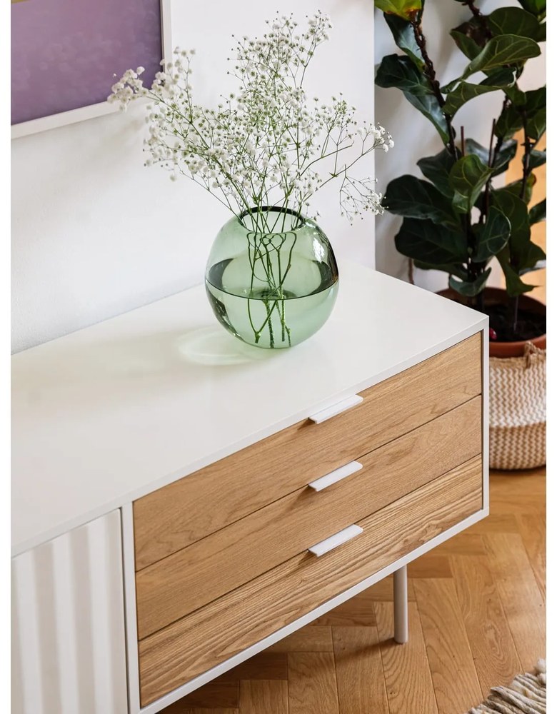 Fehér-natúr színű TV-állvány tölgyfa dekorral 180x52 cm Sierra – Teulat