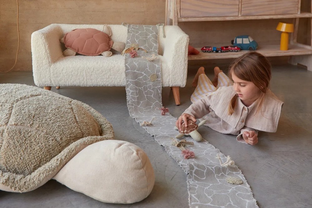 Gyerek párna Turtle – Lorena Canals