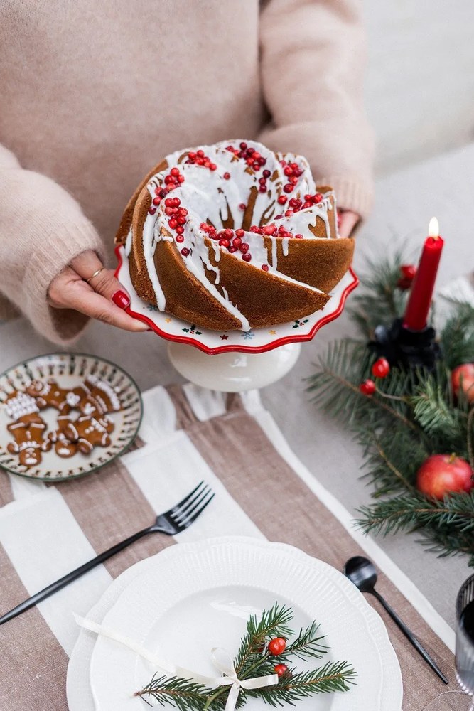 Kerámia emeletes kínálótálca karácsonyi mintával Naive – Bloomingville