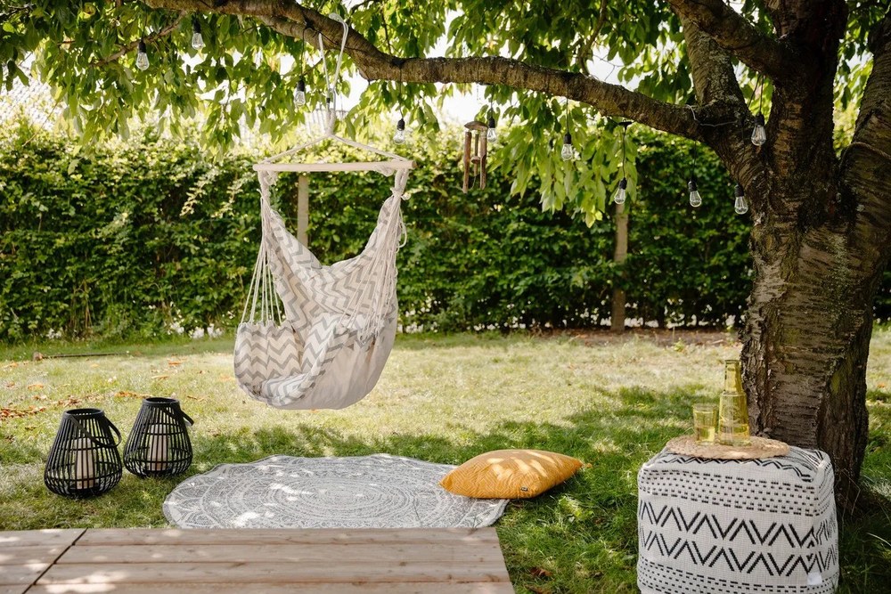 Krémszínű párnázott kerti függőfotel Tobago – Garden Pleasure