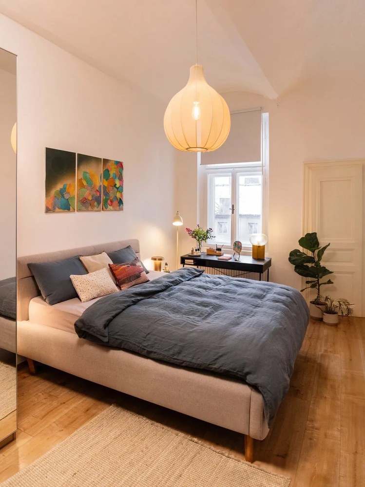 Bézs kárpitozott ágyneműtartós franciaágy ágyráccsal 180x200 cm Lotte – Meise Möbel