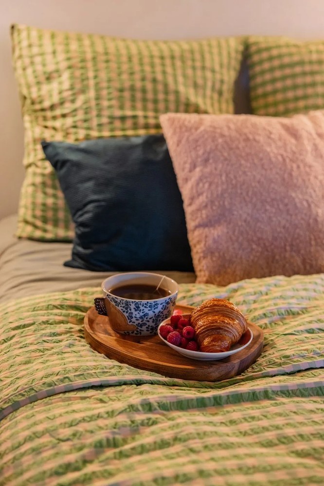 Bézs pamut gumis lepedő, 140 x 200 cm - Good Morning