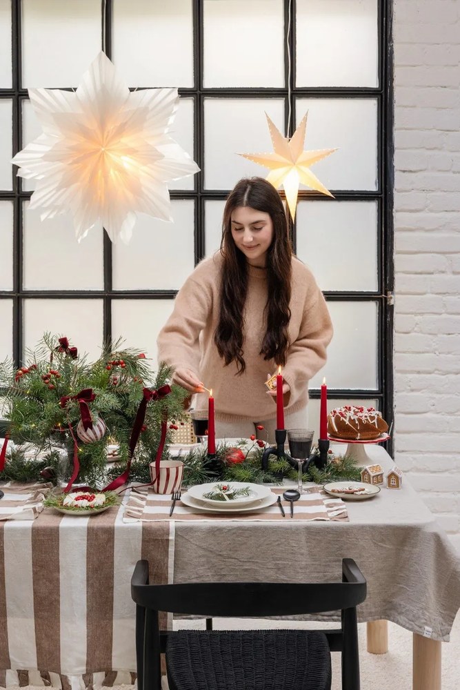 Lenkeverék asztali futó 50x150 cm Maura – Kave Home