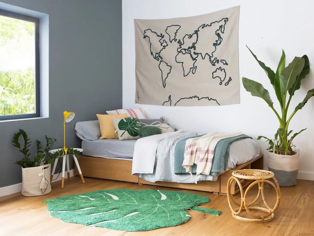 Sötétzöld mosható kézi szövésű pamut gyerek szőnyeg 120x180 cm Monstera Leaf – Lorena Canals
