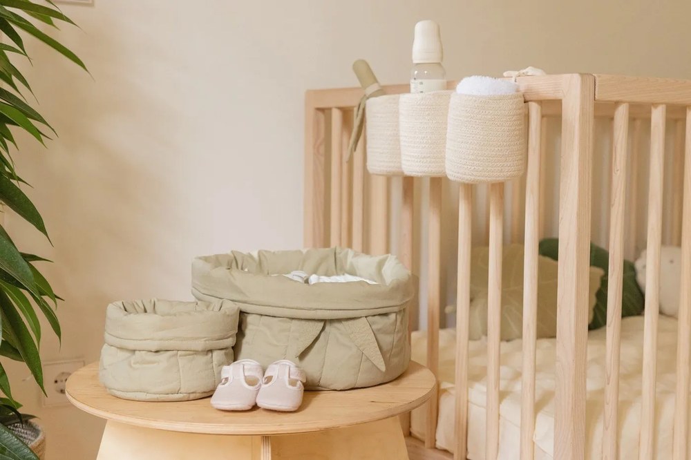 Rendszerező szett kiságyra 32 cm Bobby Vanilla – Lorena Canals