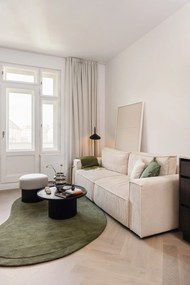 Ezüstszínű üveg kézzel készített váza (magasság 24 cm) Zorya – Bloomingville