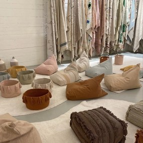 Törtrózsaszín gyerek babzsák Cleo Vintage Nude – Lorena Canals