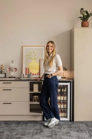 Kép 52x72 cm Yellow Vase – Malerifabrikken