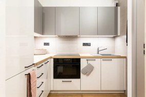 Fekete-szürke függő műanyag akasztó szett 6 db-os City – Metaltex