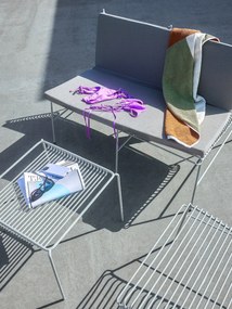 Fehér fém kerti fotel String – Hübsch