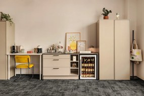 Kép 52x72 cm Yellow Vase – Malerifabrikken