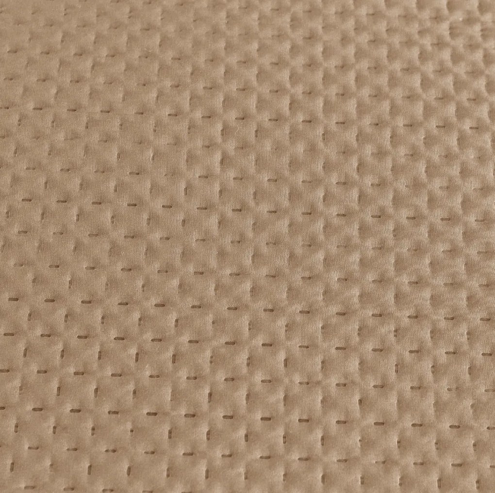 Ágytakaró MONTEGO, sötétbézs Méret: 200 x 220 cm