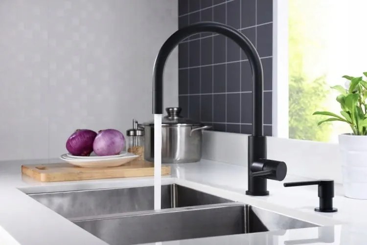 Mosogató Csaptelep Kihúzható Kifolyócsővel Rozsdamentes Acél Fekete Matt Inox