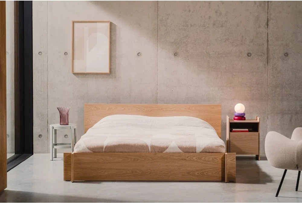 Natúr színű forgácslemez-furnér franciaágy ágyráccsal 200x200 cm tölgyfa dekorral Valt – noo.ma