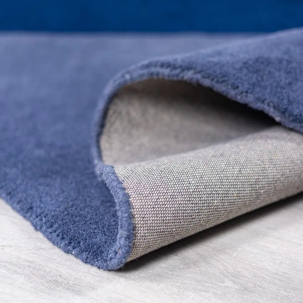 Kék kézi szövésű gyapjú kerek szőnyeg ø 150 cm Mia Segment – Flair Rugs