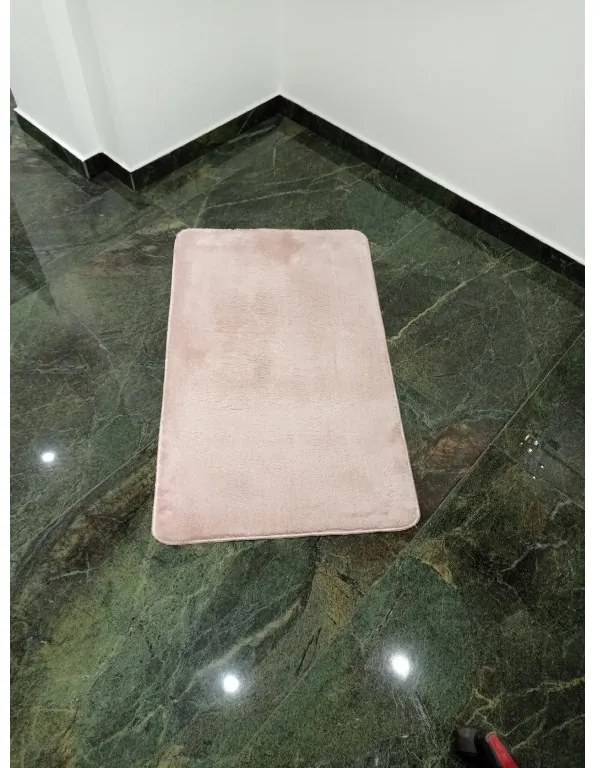 PLÜSS SZŐNYEG VITRIN 60X100 VILÁGOSRÓZSASZÍN SR008