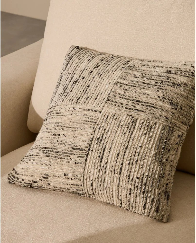 Jacquard párnahuzat 45x45 cm Anuba – Kave Home