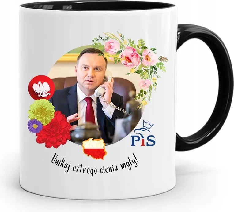 Andrzej Duda Elnök Fekete Bögre Ajándék fényképes nyomtatással
