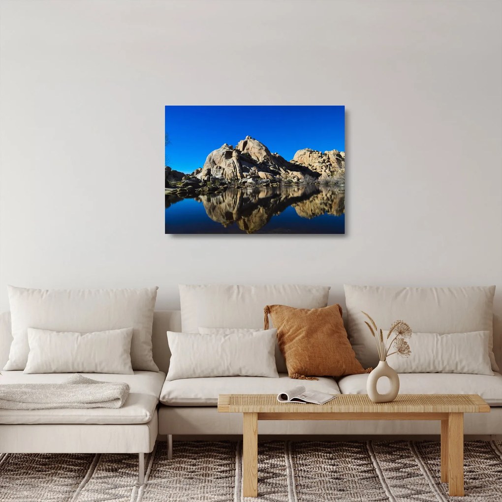 A tükröződő sziklák képe (üvegen) (70x50 cm)