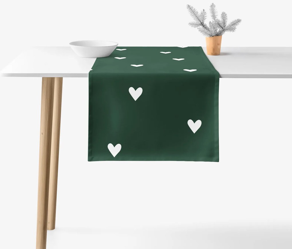 Goldea pamut asztali futó - szívecskék, sötétzöld alapon 20x140 cm
