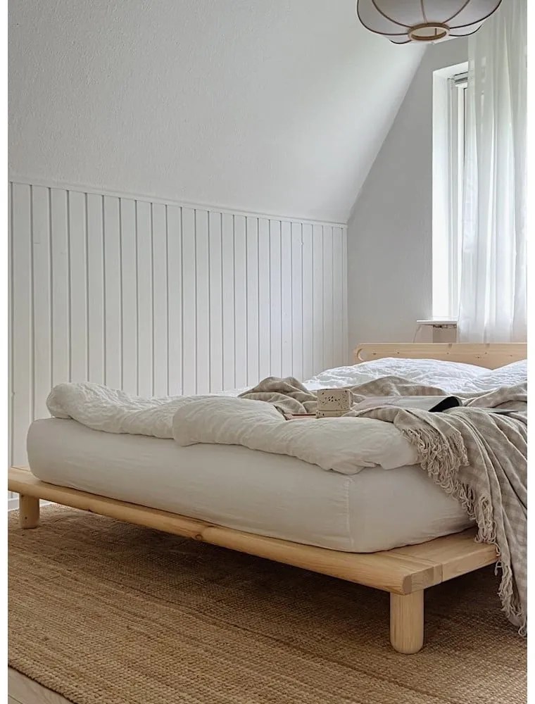 Borovi fenyő franciaágy ágyráccsal 160x200 cm Peek – Karup Design