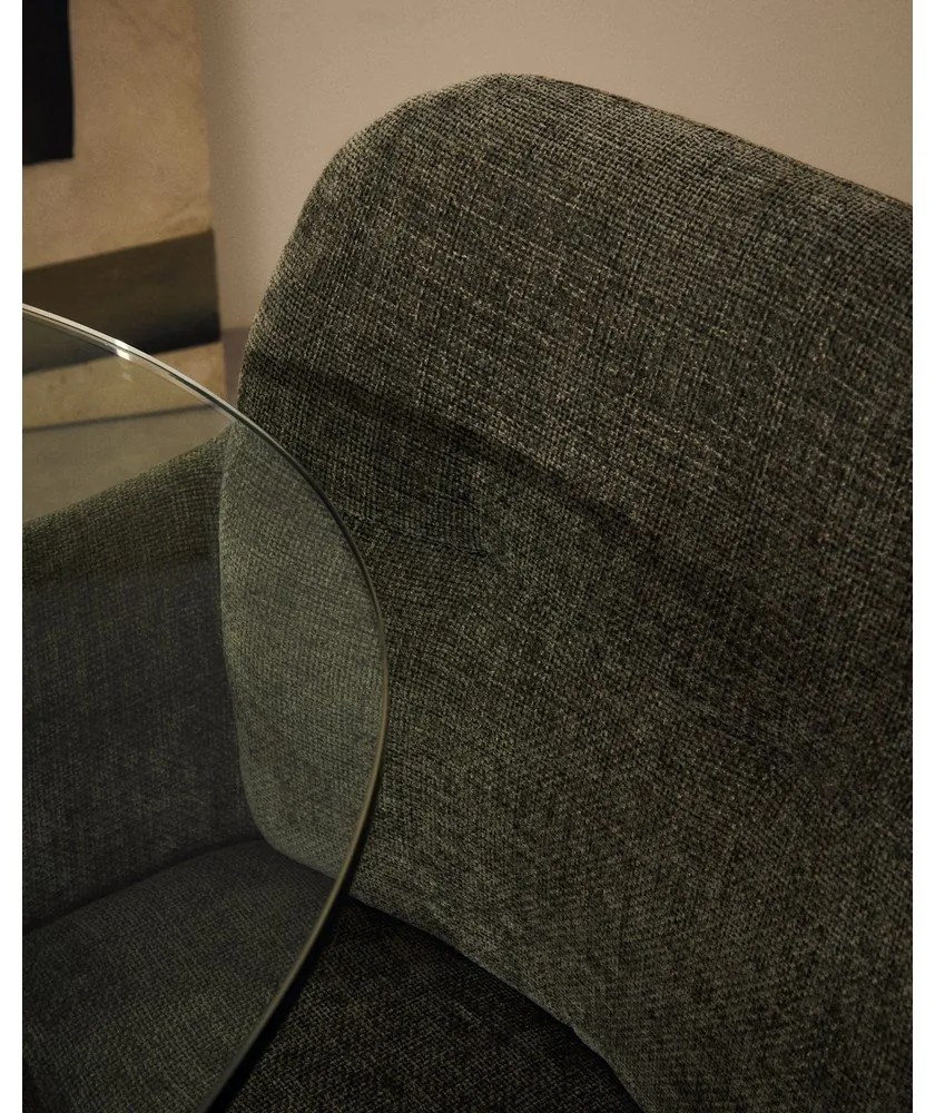 Sötétzöld kárpitozott karfás étkezőfotel Dorina – Kave Home