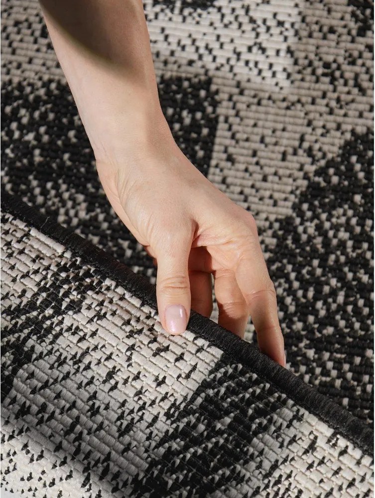 Fekete-krémszínű kültéri-beltéri szőnyeg 160x230 cm Haringey Ruskin – Ted Baker