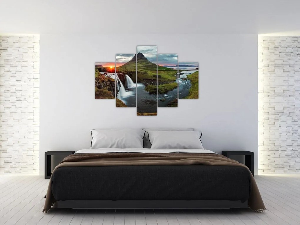 Kép - Kirkjufell naplementében (150x105 cm)