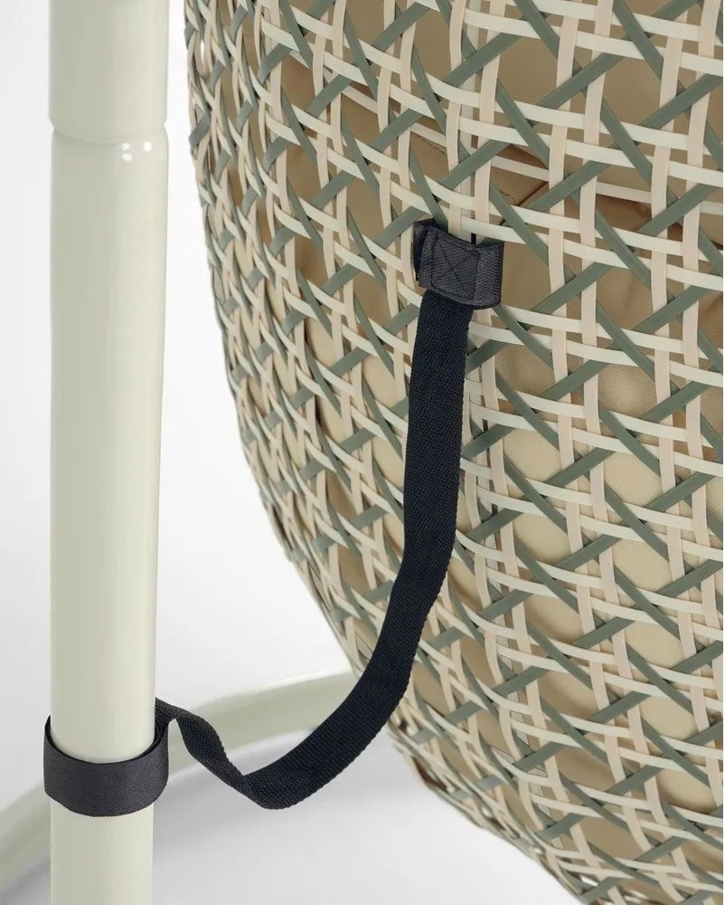 Damila kerti függőfotel állvánnyal - Kave Home