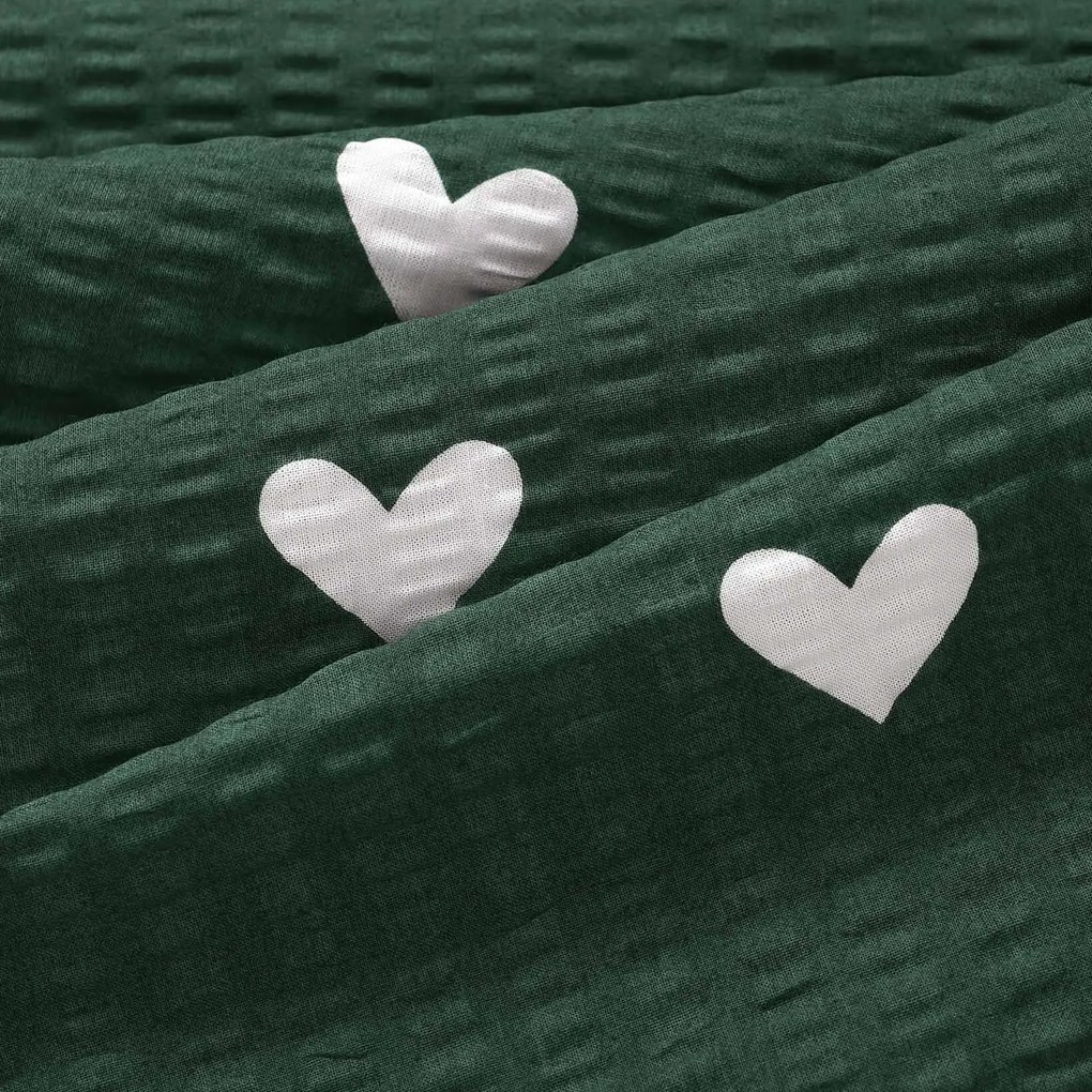 Goldea krepp párnahuzat - szívecskék, sötétzöld alapon 40 x 40 cm