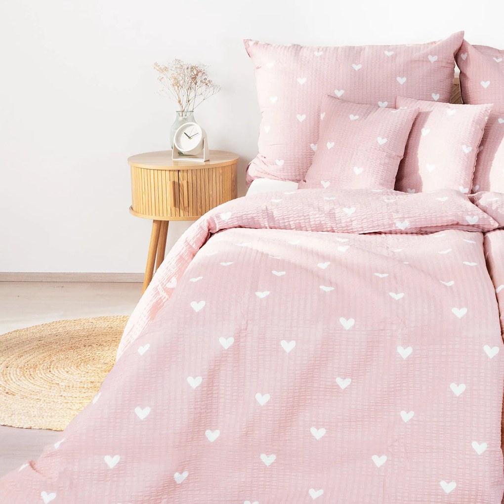 Goldea krepp ágyneműhuzat - szívecskék, púderrózsaszín alapon 140 x 220 és 70 x 90 cm