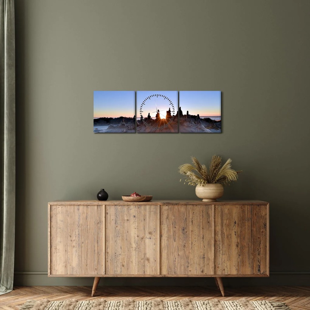 Egy homokos táj képe (órával) (90x30 cm)